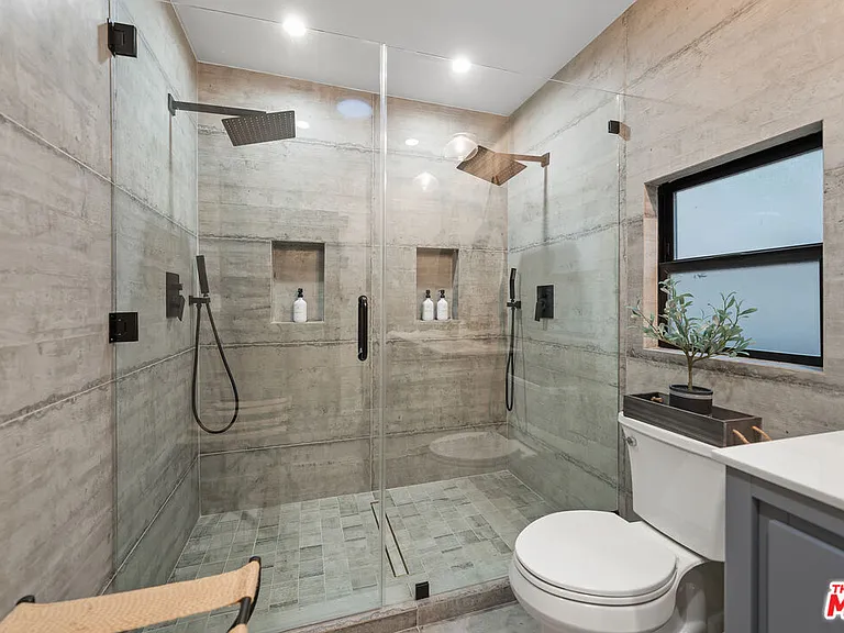 14600 Round Valley Dr — Photo 40