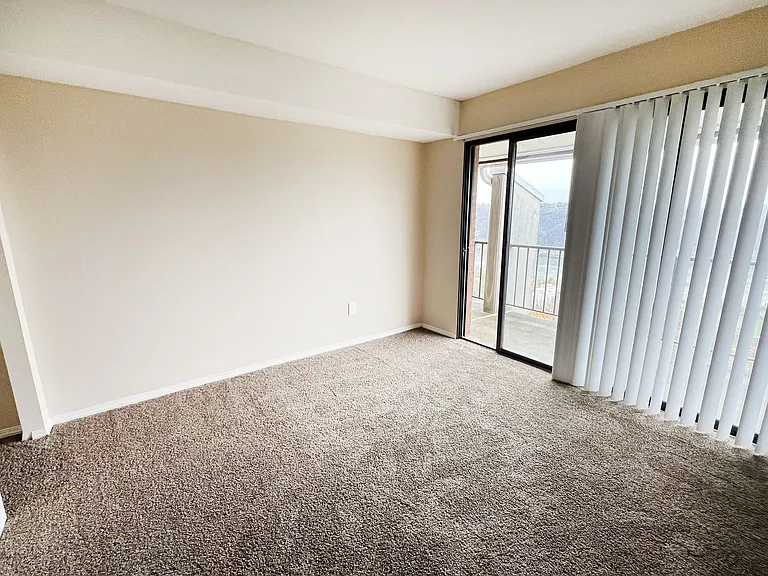Indian Lookout Apartments — Photo 74