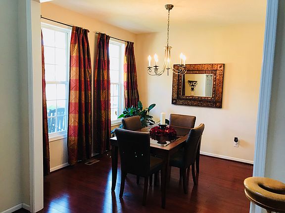 Formal dining room
