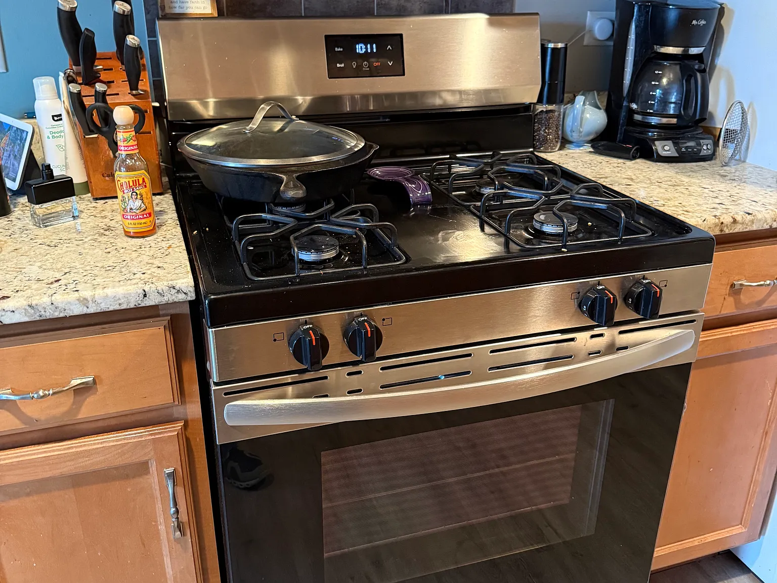 2 bed, 1080 sqft, $2,050 — Photo 3