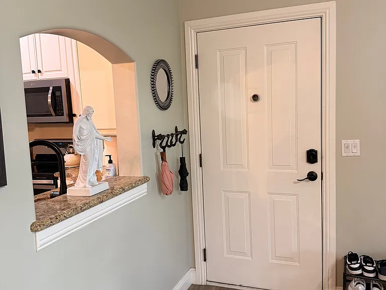 181 N 1200 W #304 — Photo 3