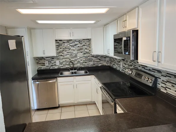 35 E Mountain Ln #34, Grand Prairie, TX 75052