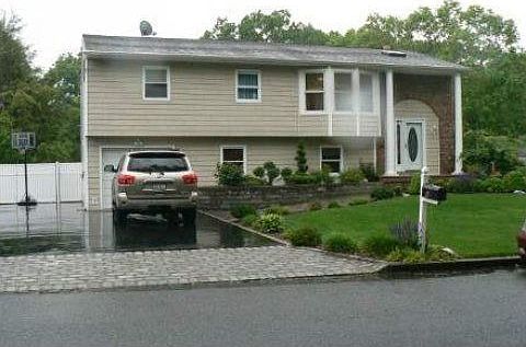 1st image of 4 Parkridge Cir