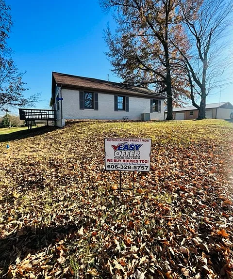 49 Fowler Ln — Photo 2