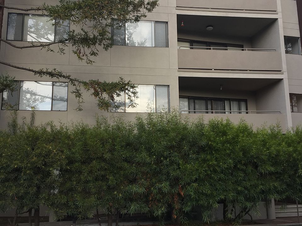 1st image of 40 26th Pl APT 305