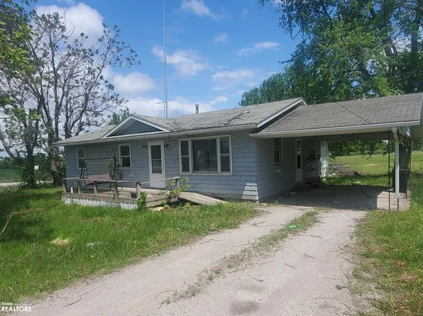 706 N 1st St, Mystic, IA 52574