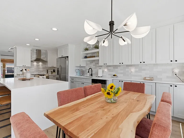 710 59th Ave — Photo 32