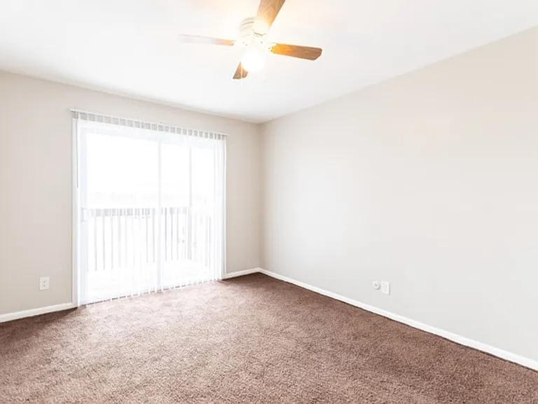 Eagle's Nest Apartments — Photo 46