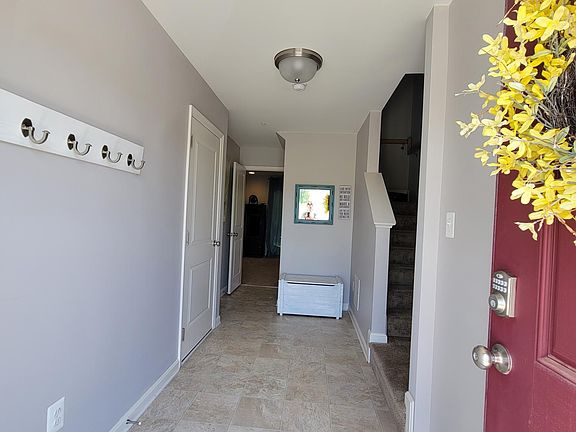 Ground level foyer
