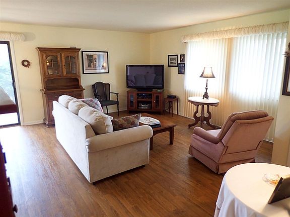 3rd image of 6246 Fairway Pines Ct 1