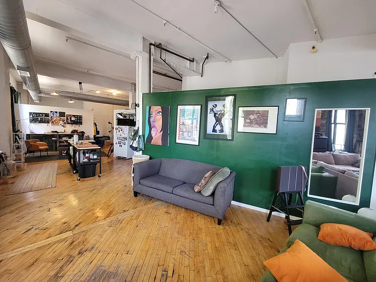428 N 13th St #2H — Photo 12