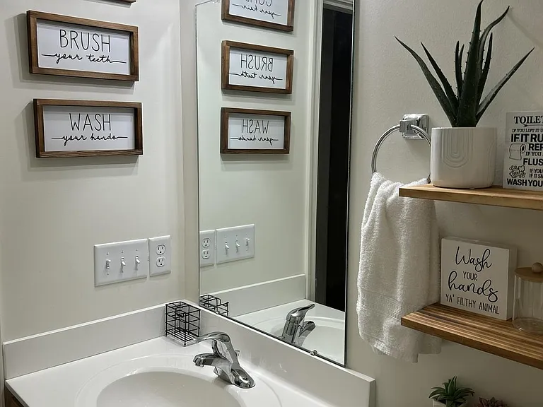 45 Meadow Wood Ln — Photo 15