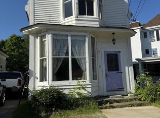 33 Main St, Cornish, ME 04020