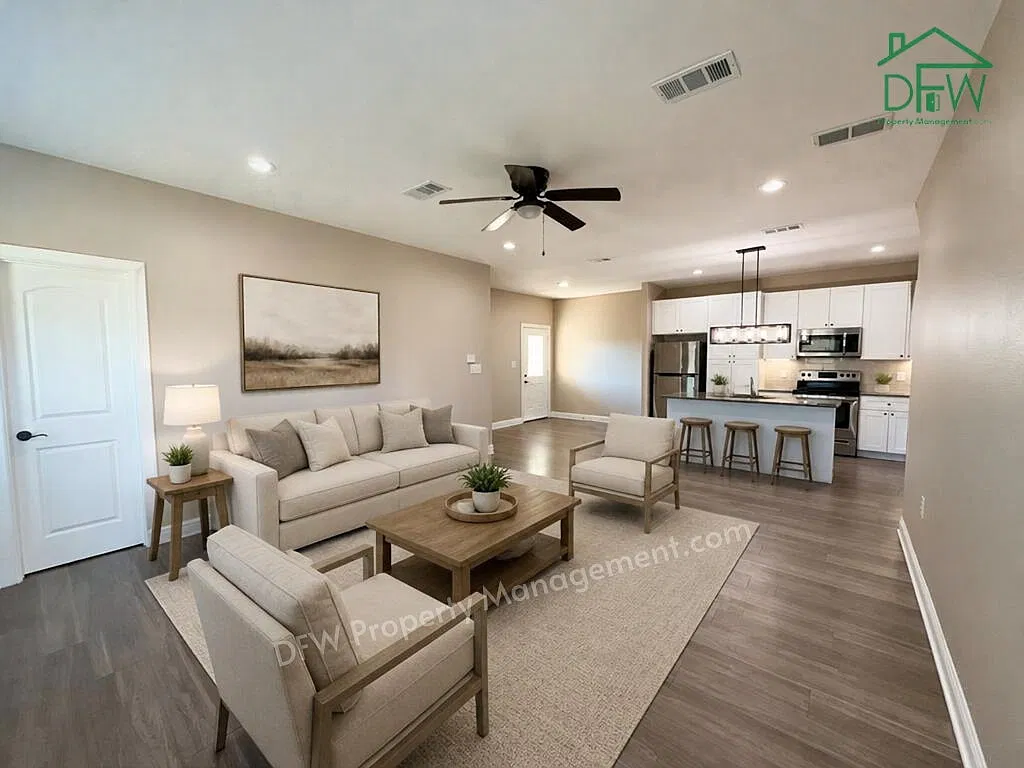 4 bed, 3.0 bath, 1965 sqft, $2,295 — Photo 3