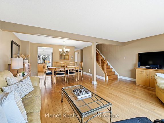 5th image of 155 Foxhunt Rd