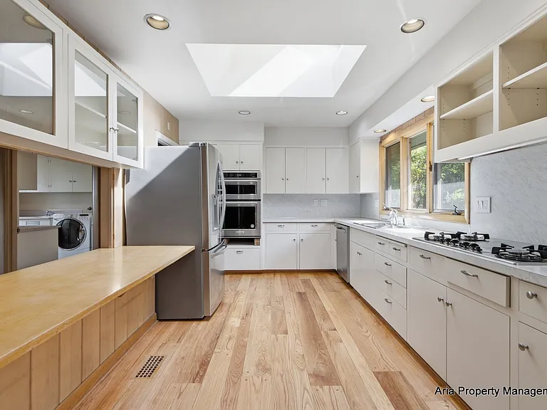 3802 NW Ash St — Photo 16