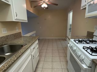 968 W 7th St #31, Upland, CA 91786