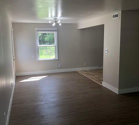 5th image of 6611 Heathervale Ct #1