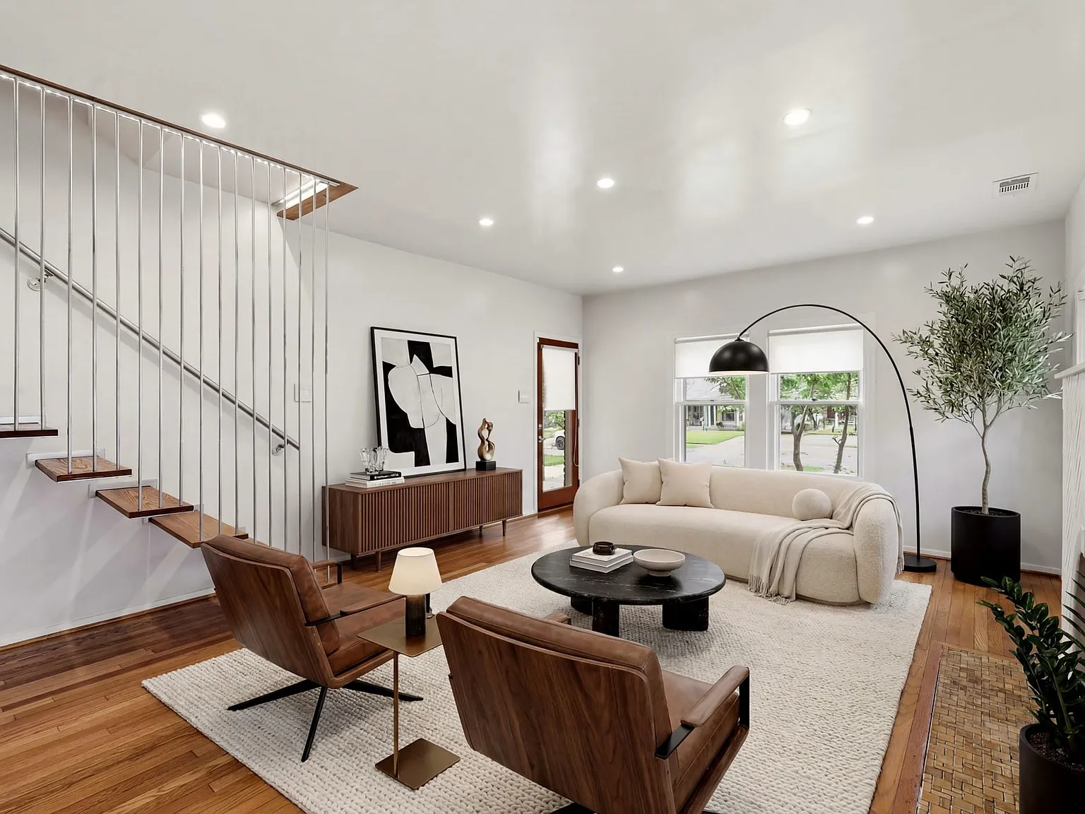 2 bed, 2.0 bath, 1317 sqft, $3,750 — Photo 4