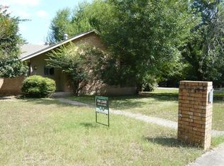 27 Moss Rock Dr, New Braunfels, TX 78130