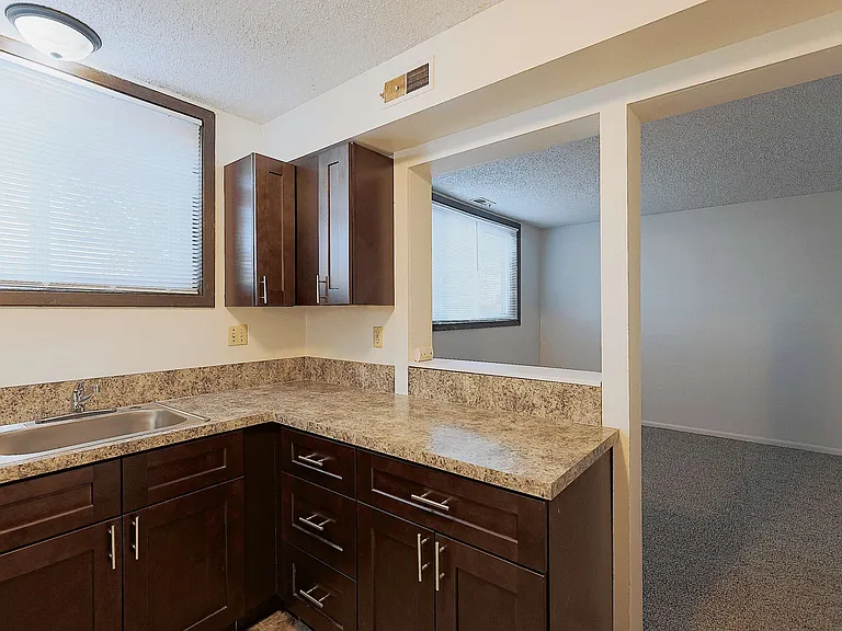 1149 E St #1 — Photo 2