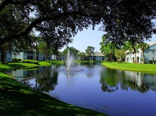 109 Wading Bird Cir #V-201, Naples, FL 34110