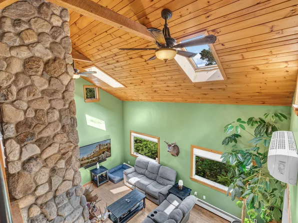 154 Daves Way, Dresden, ME 04342