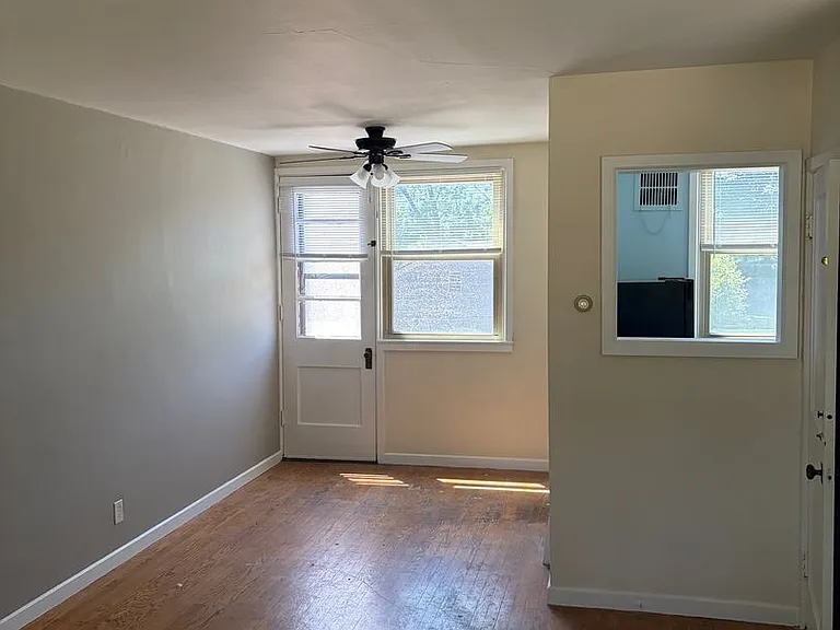 452-454 3282nd #458-464-478 — Photo 13