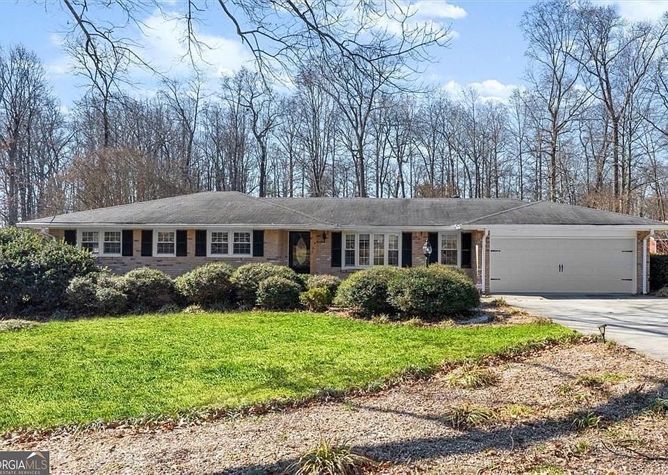 1st image of 146 Lancelot Way