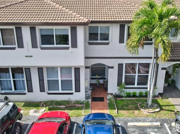 8535 SW 152nd Ave APT 204, Miami, FL 33193