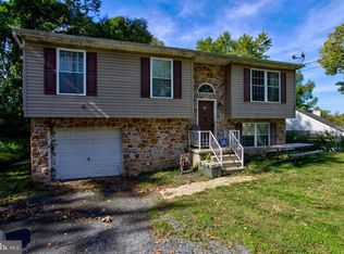 54 Hickory Dr, Lancaster, PA 17602