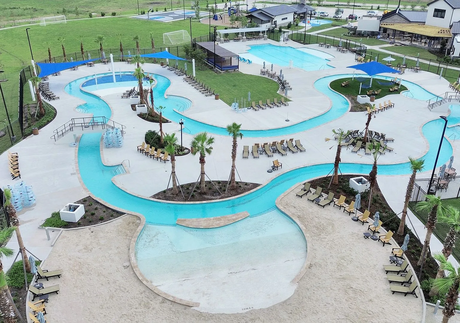 Willow Sierra Vista — Photo 1