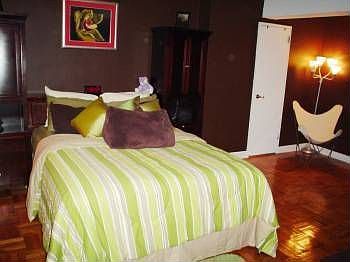 2nd image of 440 Warburton Ave APT 1G