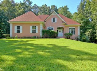 110 Trace Ct, Fayetteville, GA 30215