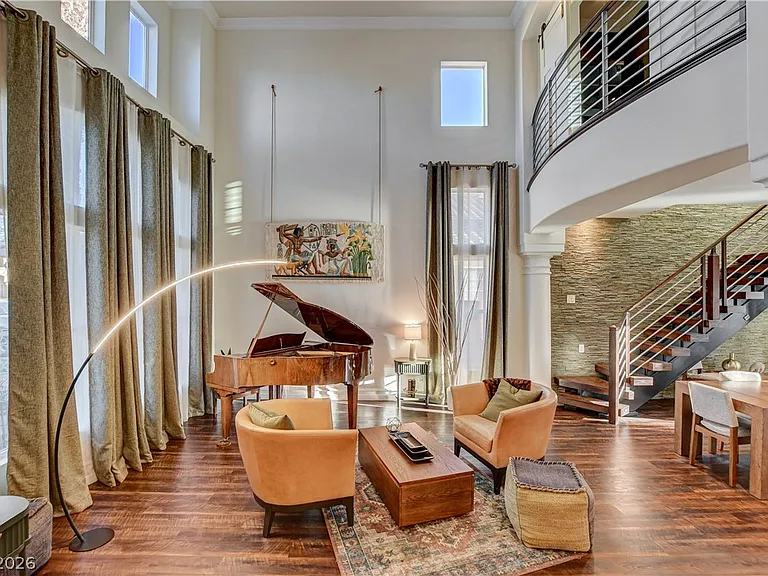 1409 Palantine Hill Dr — Photo 4
