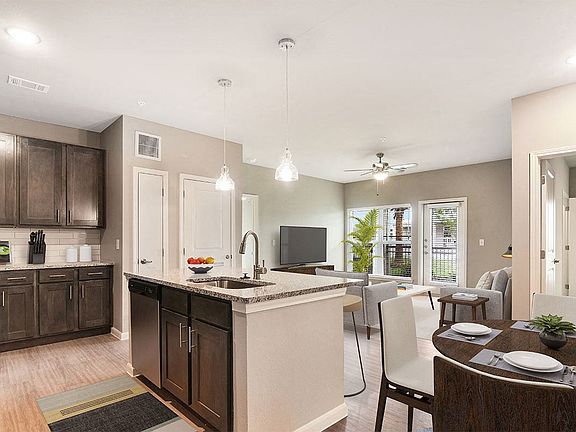 B2 - 2 Bedroom 2 Bath Floor Plan