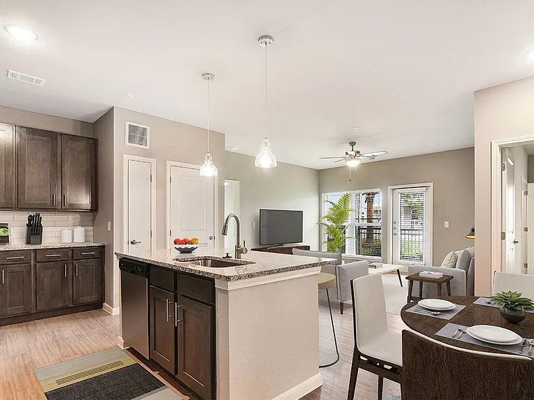 B2 - 2 Bedroom 2 Bath Floor Plan