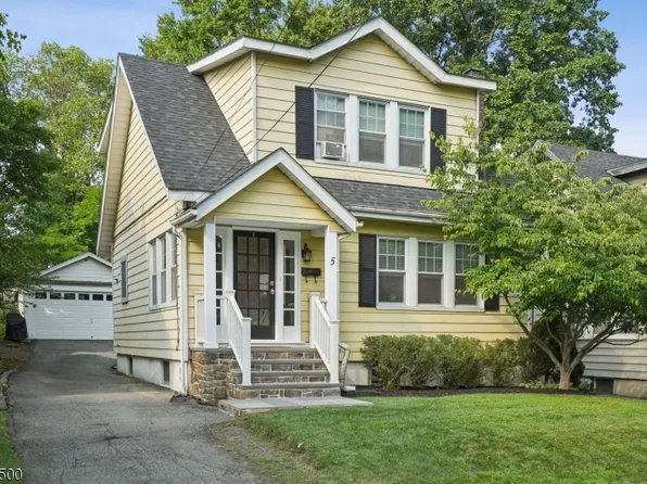 5 Durwood Pl, Madison Boro, NJ 07940