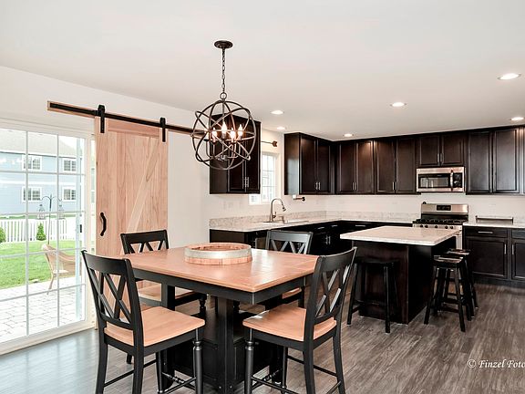 Dining/Kitchen