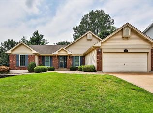 3048 Summerfield Manor Dr, Saint Louis, MO