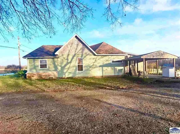 281 W Dixie Bee Rd, Veedersburg, IN 47987