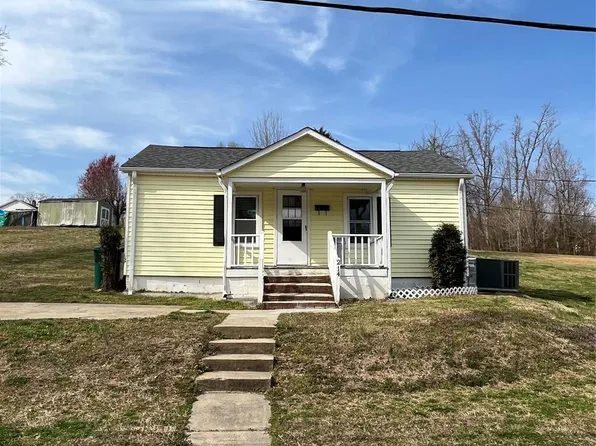 214 S Jonesville Blvd, Jonesville, NC 28642