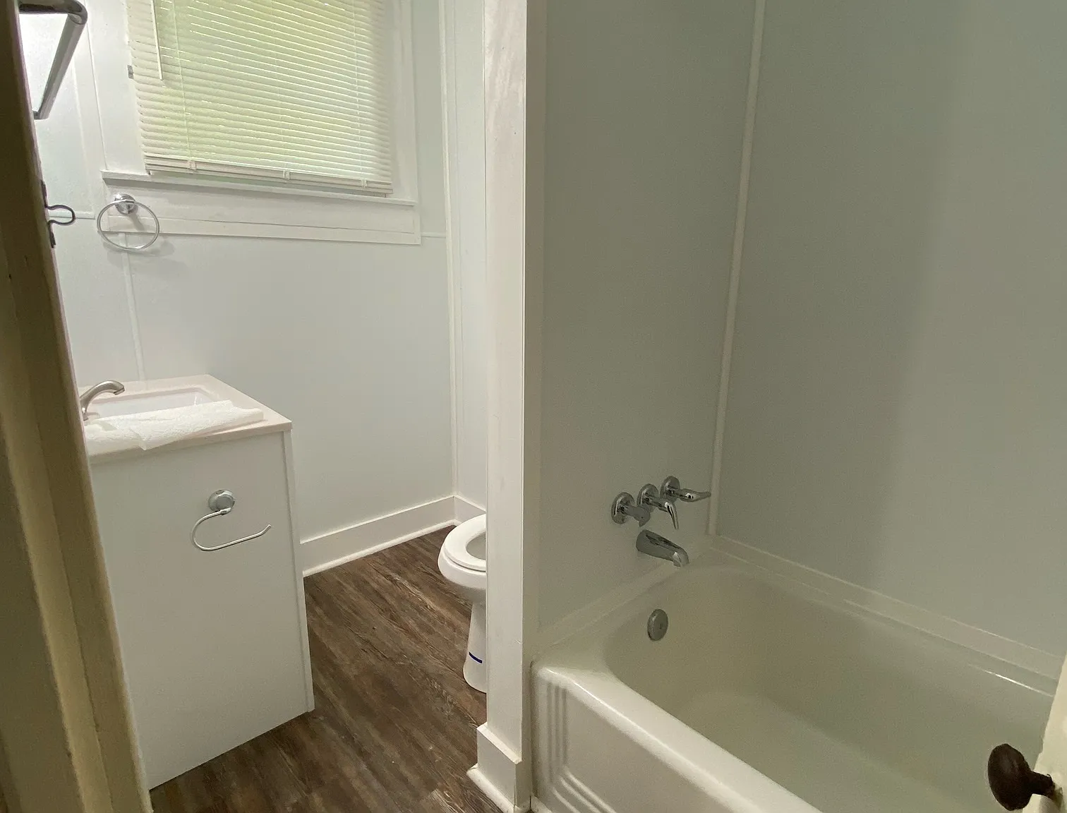 224 Moffett Street - 1 — Photo 4