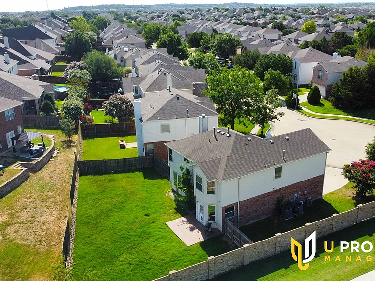 3501 Aldersyde Dr — Photo 31