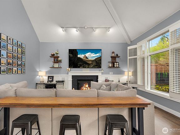 5th image of 15749 142nd Place SE