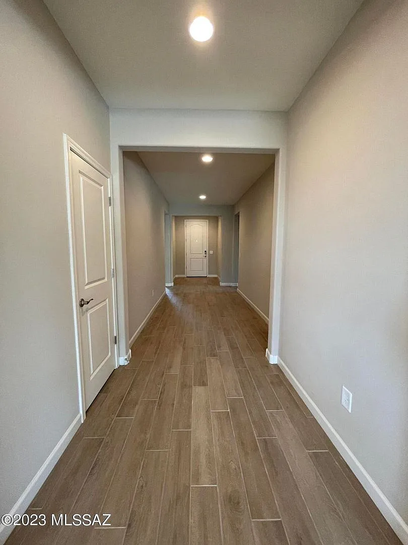 4 Bed / 3 Bath Energy-efficient home! Highly-desired community, Saguaros Viejos,in Oro Valley. — Photo 4