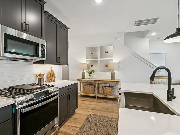 Kitchen with subway tile backspash