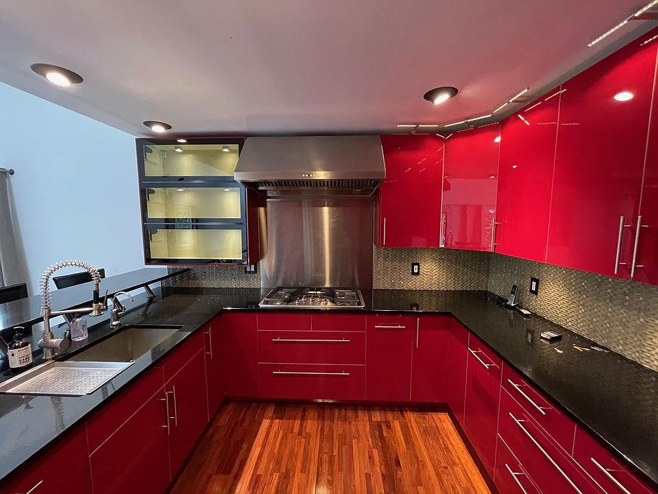 1st image of 2235 Forest Hills Dr #5