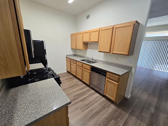 4th image of 3500 Cactus Shadow St Unit 101