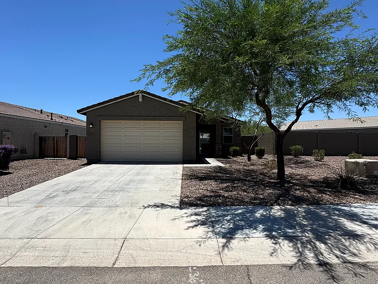 8880 N 185th Dr — Photo 3